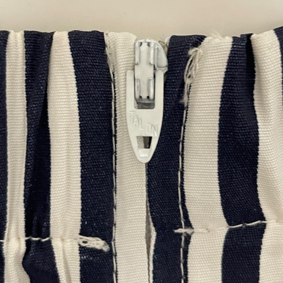 Vintage 1960s Pleated Navy Blue White Stripes Zip Up Skirt Made in USA - Picture 6 of 7